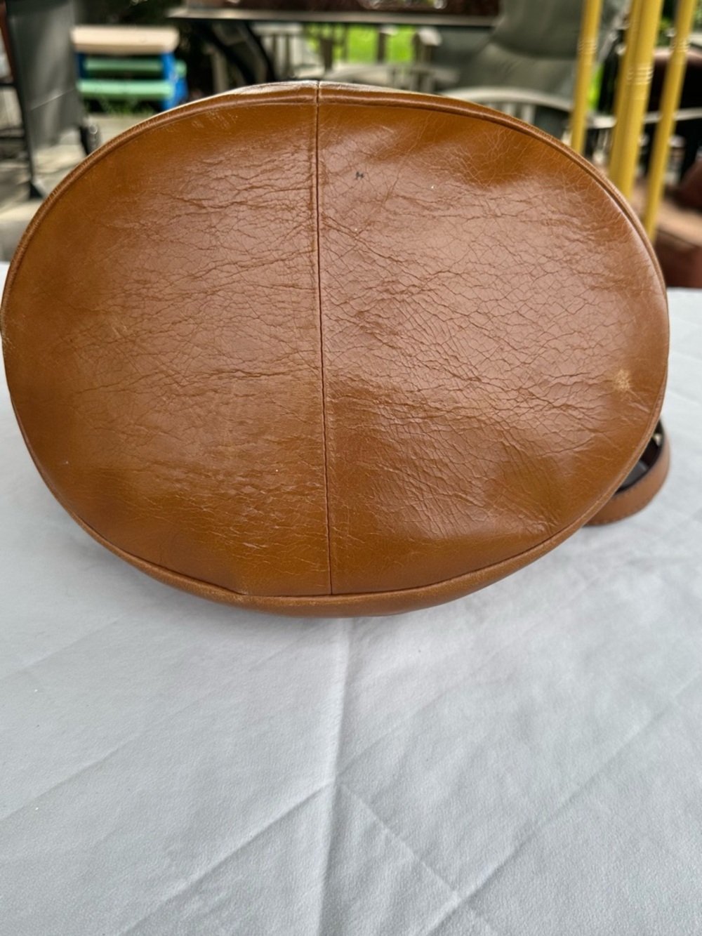 *HOBO* ‘SHEILA’ LEATHER BUCKET BAG* - Picture 5 of 9